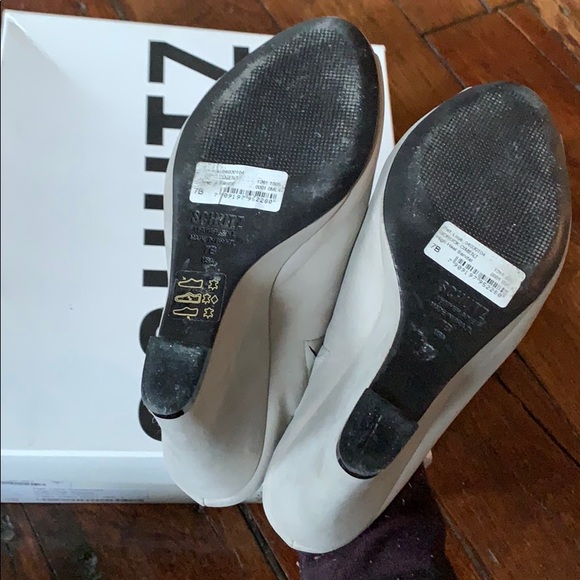 Schutz nobuck heels size 7 - Picture 4 of 4